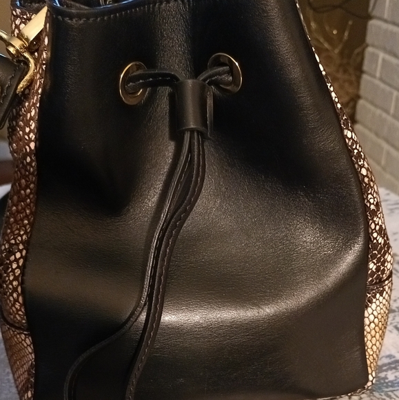 Handbag - Picture 2 of 2
